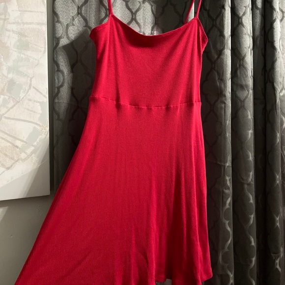 RED BARCELONA DRESS ❤️ - Picture 2 of 2